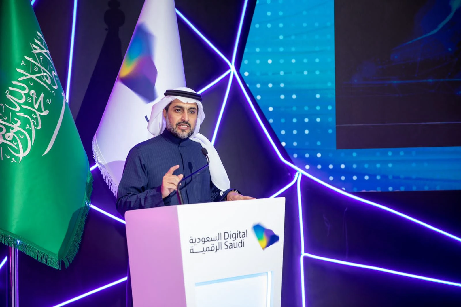 البيئة تطلق 14 خدمة إلكترونية للخيول العربية الأصيلة عبر منصة نما خلال مؤتمر ليب 23.